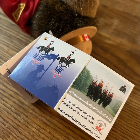 RCMP GRC Royal Canadian Mounted Police Beaver Plush - Canadian Police Plush - Picture 9 of 9